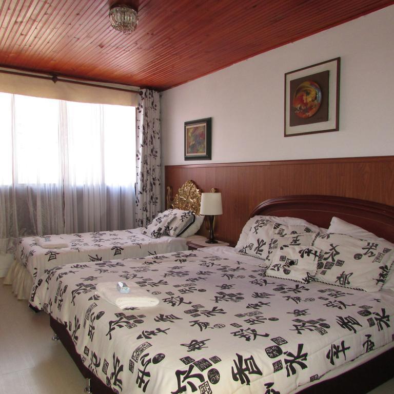 Casa De Huespedes Shalom Victoria Guest House Bogotá Eksteriør bilde