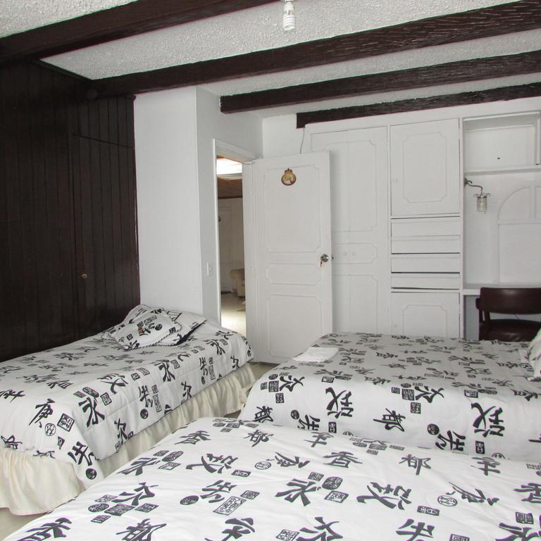 Casa De Huespedes Shalom Victoria Guest House Bogotá Eksteriør bilde